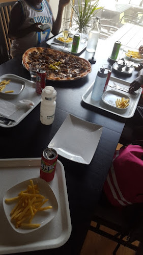 Comentarii opinii despre Pizzeria Jamaica & Kebab Hamburgerbar