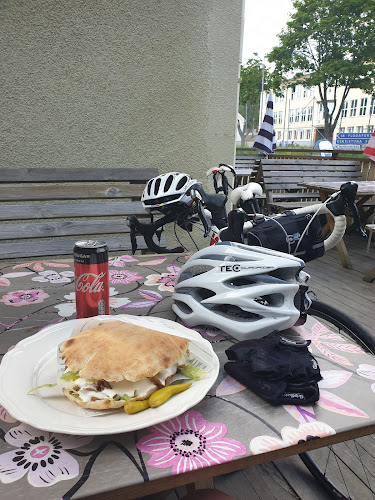 Comentarii opinii despre Örsta Grill, Resturang Och Livs