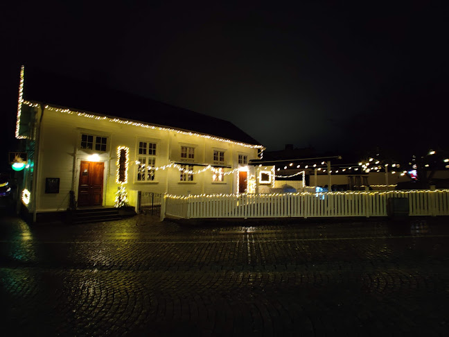 KJ:s Café och restaurang - Gastronomi och hotellverksamhet