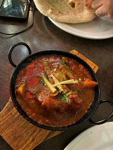 Lilla Karachi Phone number