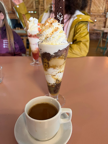 Glass Å Parken - Gastronomi och hotellverksamhet