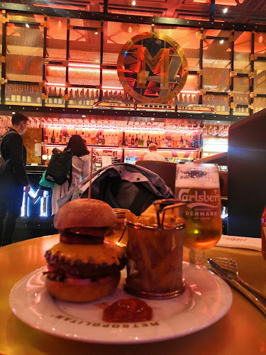 Opinii despre Le Pain Français Metropolitan Brew & Grill în Göteborg - Gastronomi och hotellverksamhet
