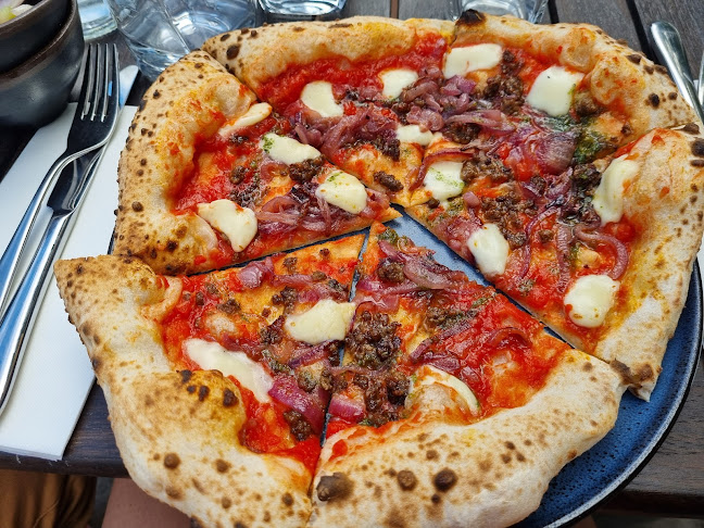 Opinii despre Borgen Restaurang & Festsalar Uppsala în Uppsala - Gastronomi och hotellverksamhet