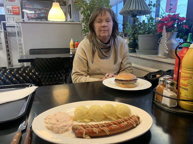 Opinii despre Vipsgrillen în Nyköping - Gastronomi och hotellverksamhet