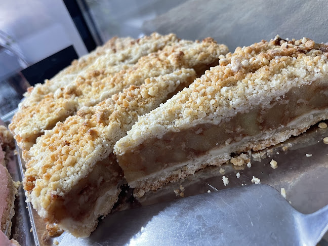 manal’s café - Gastronomi och hotellverksamhet