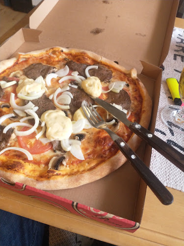 Opinii despre Pizzeria & Restaurang San Remo în Västerås - Gastronomi och hotellverksamhet