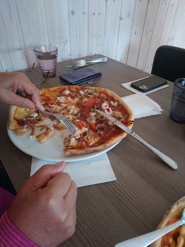 Opinii despre Pizza House în Ullared - Gastronomi och hotellverksamhet