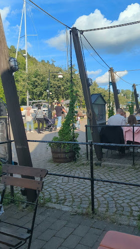 Lock, Hop & Barrel Brewery Restaurant