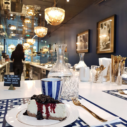 Jimmy & Joans New York - Gastronomi och hotellverksamhet