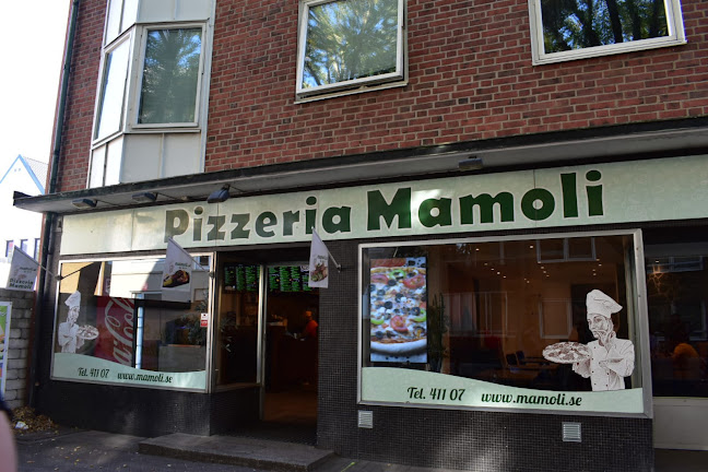 Pizzeria Mamoli - Gastronomi och hotellverksamhet