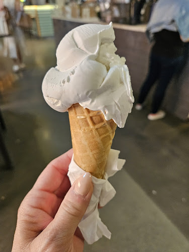 Favvo Glass - Gastronomi och hotellverksamhet