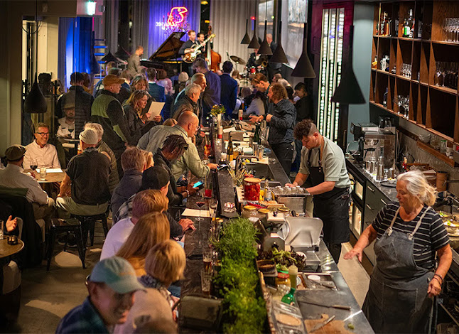 Opinii despre Black Bird în Uppsala - Gastronomi och hotellverksamhet