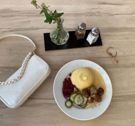 Opinii despre Restaurang Spira în Jönköping - Gastronomi och hotellverksamhet