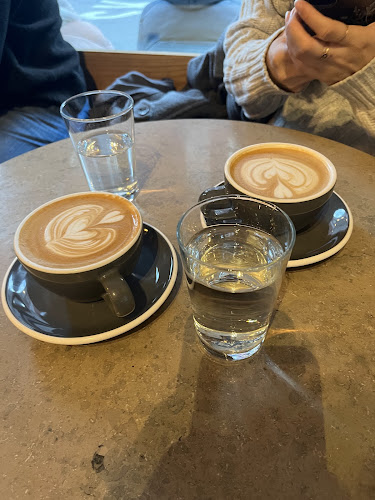 Café Pascal Phone number