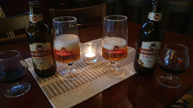 Ben's Burger & Pizzeria - Gastronomi och hotellverksamhet