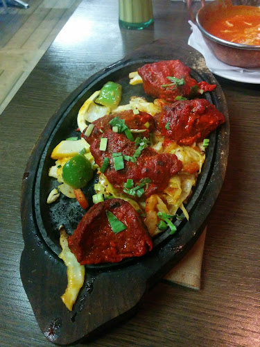 Daawat Masthugget - Indisk restaurang Phone number