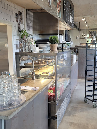 Grafitgrå Phone number