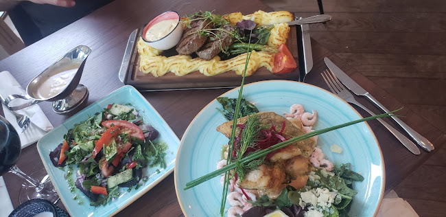 Bryggans kök & bar - Gastronomi och hotellverksamhet