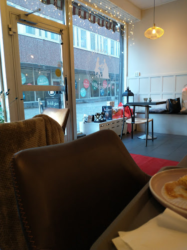 Opinii despre Hanssons konditori Falun în Falun - Gastronomi och hotellverksamhet