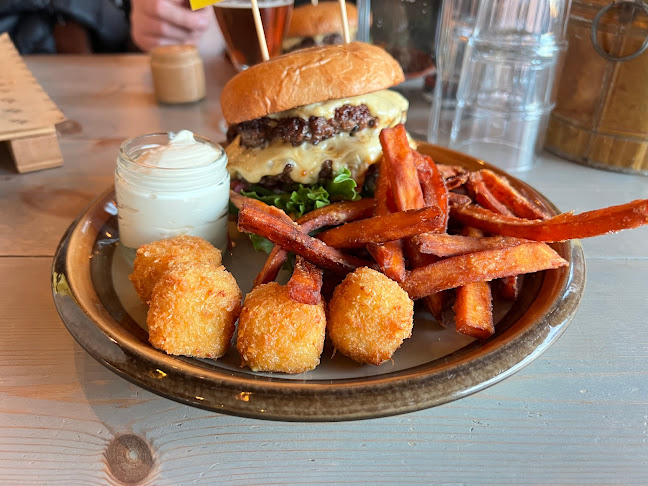 Opinii despre Restaurang Apa în Sundsvall - Gastronomi och hotellverksamhet