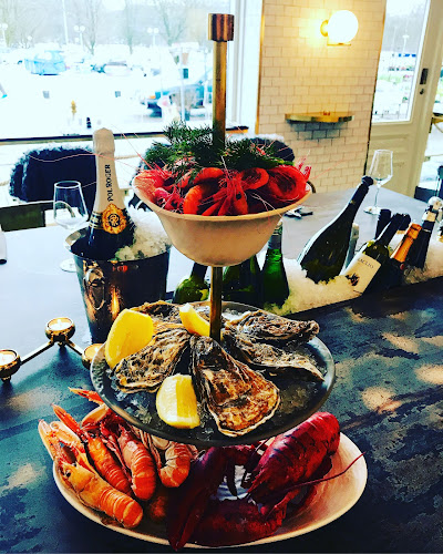 Opinii despre Hedlunds Havsbar în Göteborg - Gastronomi och hotellverksamhet