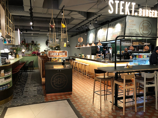 Comentarii opinii despre Stekt Burger & Stuff Täby