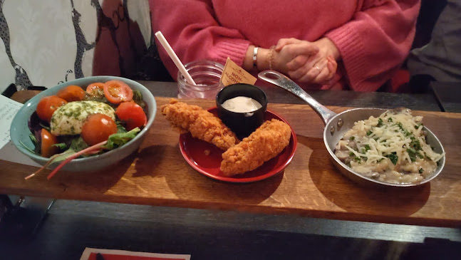 Pinchos Phone number