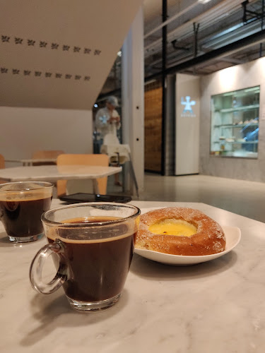 Opinii despre Gateau Hornstull în Stockholm - Gastronomi och hotellverksamhet