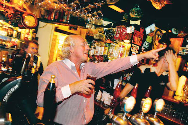 Tudor Arms Pub and Restaurant - Stockholm