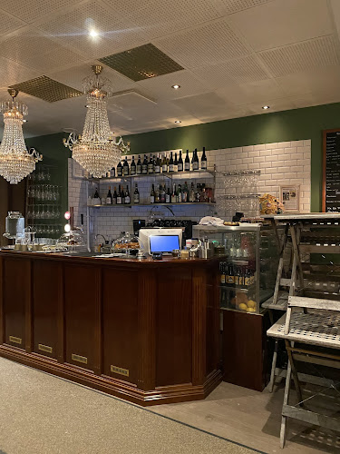 Cigarren Phone number