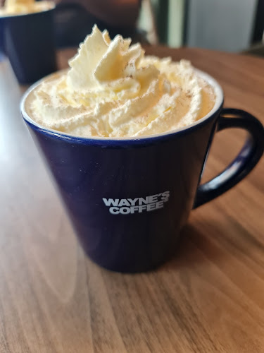 Comentarii opinii despre Waynes Coffee