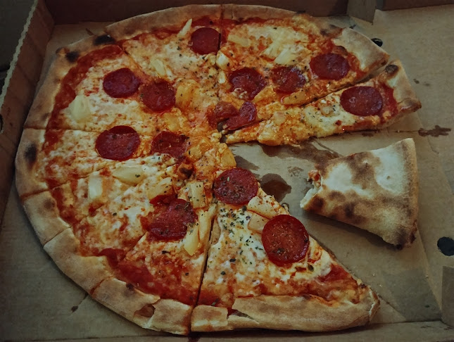 Hagsätra Pizzabutik - Gastronomi och hotellverksamhet