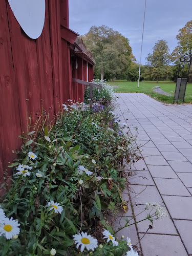 Cafiket - Gastronomi och hotellverksamhet