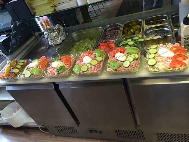 Opinii despre Pizzeria Arena Trollhättan în Trollhättan - Gastronomi och hotellverksamhet