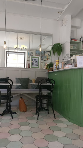 Comentarii opinii despre Kärleksgatan 3