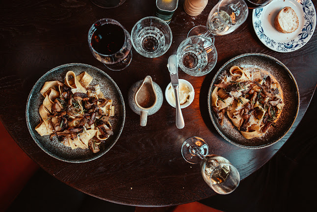 Opinii despre Haga Bottega în Solna - Gastronomi och hotellverksamhet