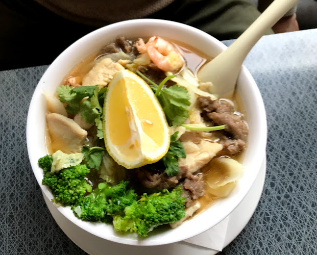 Opinii despre Saigon House în Hägersten - Gastronomi och hotellverksamhet