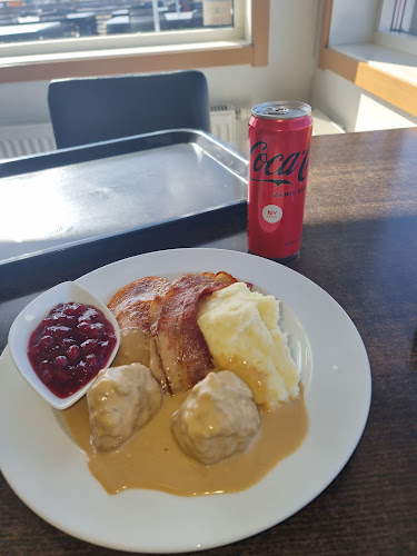 421 - Gastronomi och hotellverksamhet