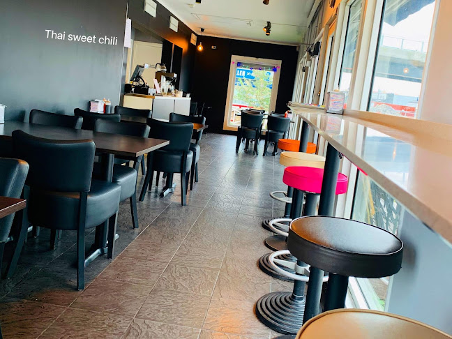 Thai Sweet Chili - Gastronomi och hotellverksamhet