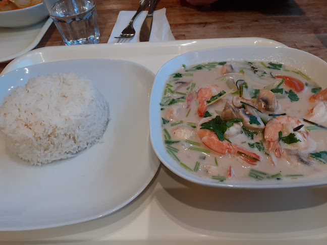 Reviews of Axel Thai in Göteborg - Gastronomi och hotellverksamhet
