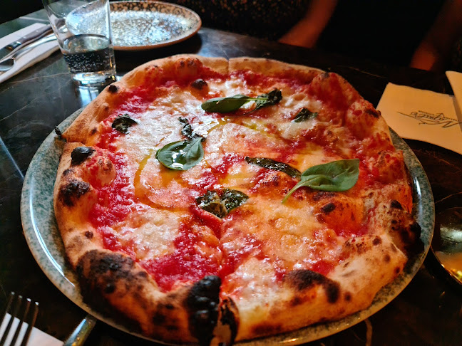 Opinii despre Napulé în Hudiksvall - Gastronomi och hotellverksamhet