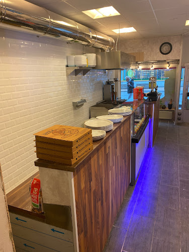 Istanbul Pizzeria - Gastronomi och hotellverksamhet