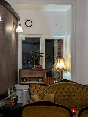 Mocca Cafe - Gastronomi och hotellverksamhet