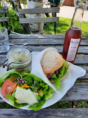 Opinii despre Bränneriets Gård în Eslöv - Gastronomi och hotellverksamhet