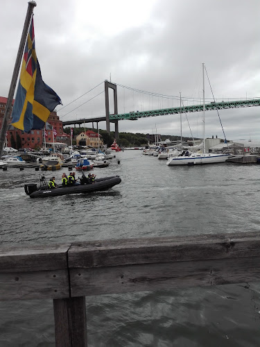 Ångbåtscaféet Eduard Melin Phone number