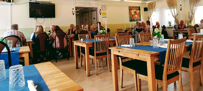 Comments and reviews of Upplands Pärlan