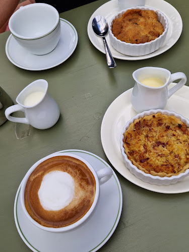 Comentarii opinii despre Tarte Tatin Café