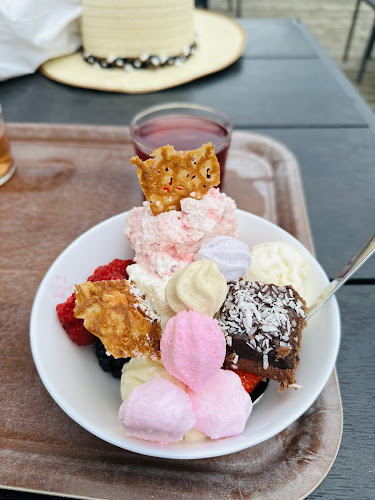 Eriksgården - restaurang och gårdsbutik - Gastronomi och hotellverksamhet