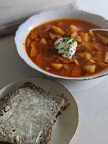 Kom in Café - Gastronomi och hotellverksamhet