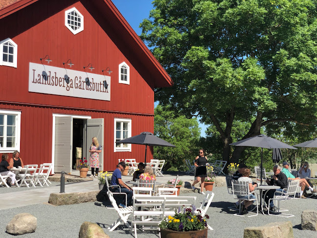 Landsberga Gårdsbutik & café - Örsundsbro